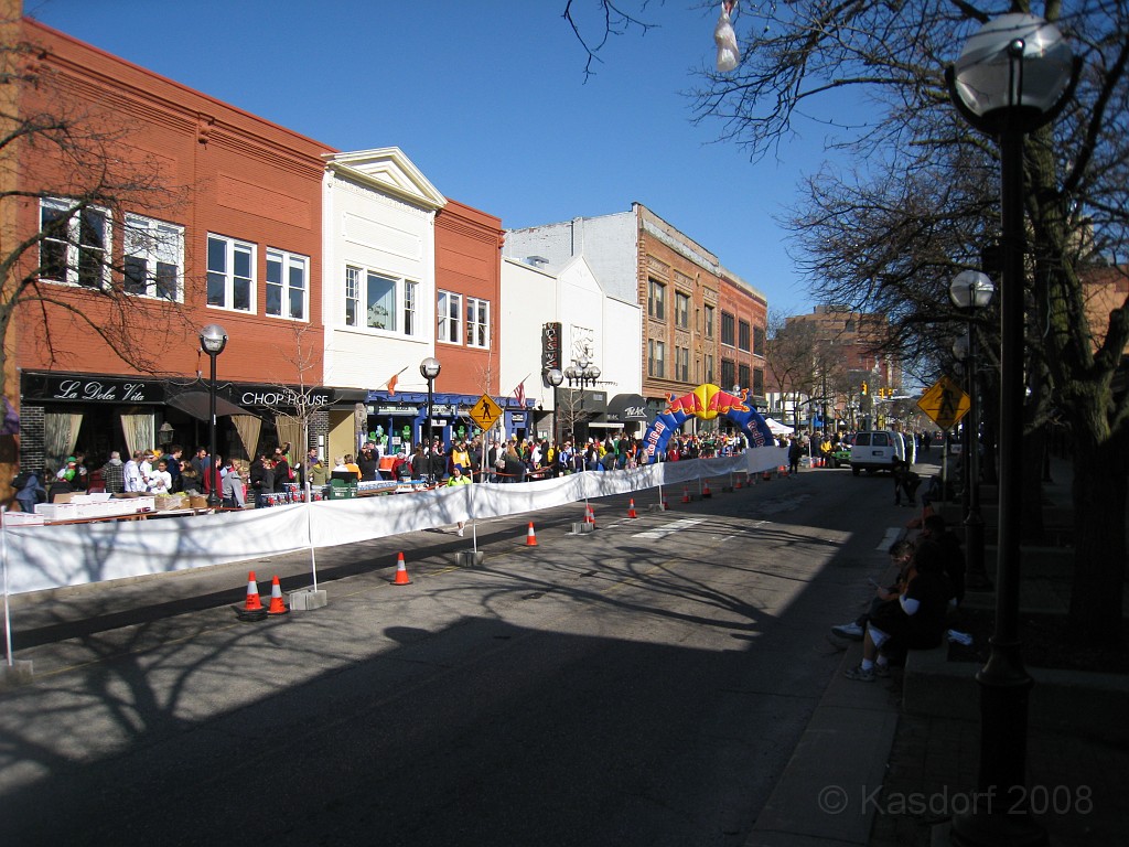 Shamrocks n Shennanigans 5K 2009 0090.jpg